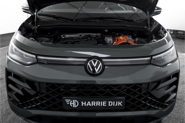 Volkswagen Tayron 1.5 eHybrid 272 PK R-Line Edition | Black Style Pakket | S/K-Panodak | Dig. Cockpit | Adapt. Cruise | Stoel-+Stuurverw. | Camera | App. Connect | ECC | Elek. Klep | LM 20" |