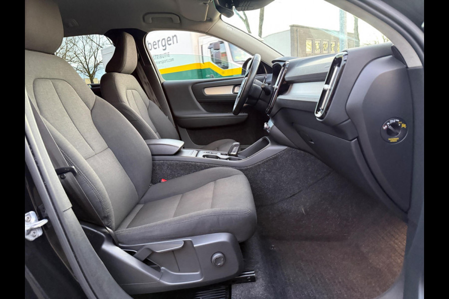 Volvo XC40 2.0 T4 190PK INSCRIPTION AUTOMAAT 20-INCH NAVI LUXE NAP CARPLAY