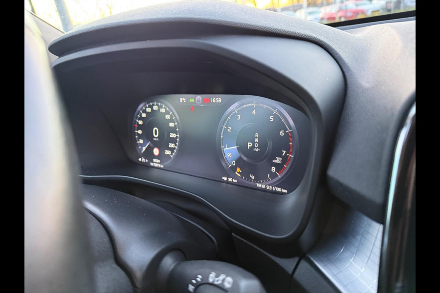 Volvo XC40 2.0 T4 190PK INSCRIPTION AUTOMAAT 20-INCH NAVI LUXE NAP CARPLAY