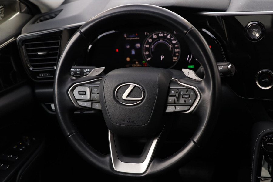 Lexus NX 350h / KEYLESS / ACC / CAMERA / CARPLAY / ALCANTARA