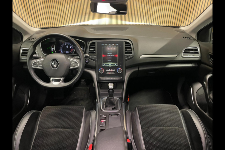 Renault Mégane 1.3 TCe GT-Line|140PK|BLACK EDITION|LEDER/ALCANTARA|NAVIGATIE|APPLE CARPLAY|CAMERA|BLUETOOTH|CRUISE+CLIMATE CONTROL