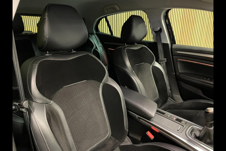 Renault Mégane 1.3 TCe GT-Line|140PK|BLACK EDITION|LEDER/ALCANTARA|NAVIGATIE|APPLE CARPLAY|CAMERA|BLUETOOTH|CRUISE+CLIMATE CONTROL