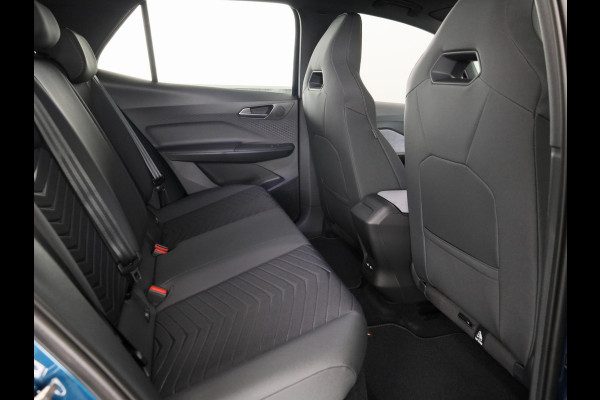 CUPRA Born Business Limited 63 kWh 231PK | 19 Inch | Speciale kleur | Achteruitrijcamera | Stoelverwarming | Adaptieve Cruise Control |