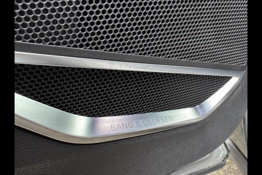 Audi Q3 S-Line 45TFSI Quattro Edition1|230PK|Virtual|PANO|Standk.|B&O|Leer|LED|NP€90k