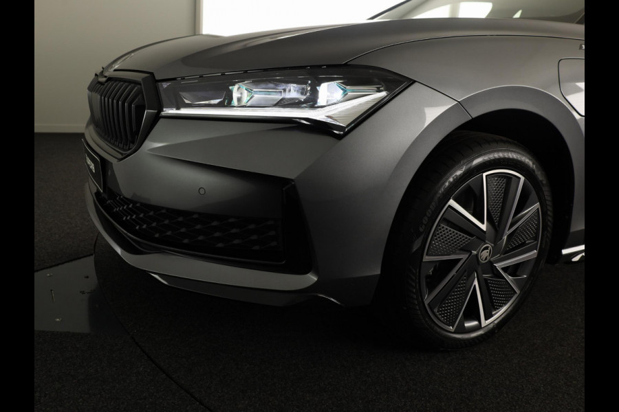 Škoda Superb Combi Sportline Business PHEV 1.5 TSI 204 pk 6 versn. DSG | Panoramadak | Trekhaak wegklapbaar