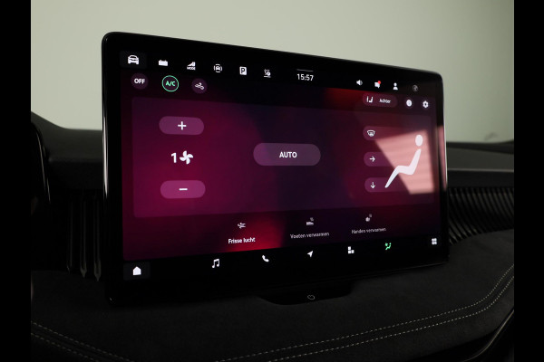 Škoda Superb Combi Sportline Business PHEV 1.5 TSI 204 pk 6 versn. DSG | Panoramadak | Trekhaak wegklapbaar