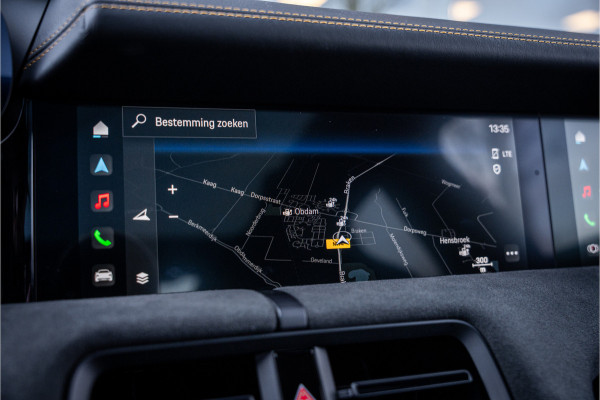 Porsche Taycan GTS 93 kWh ** PCCB ** PDLS+ ** HUD ** Panodak ** Sport Design Carbon ** 4WS NP 190K ** Rijbereik tot 504km (WLTP)