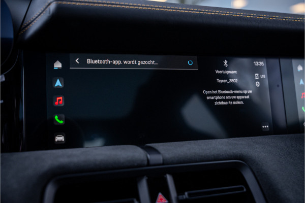 Porsche Taycan GTS 93 kWh ** PCCB ** PDLS+ ** HUD ** Panodak ** Sport Design Carbon ** 4WS NP 190K ** Rijbereik tot 504km (WLTP)