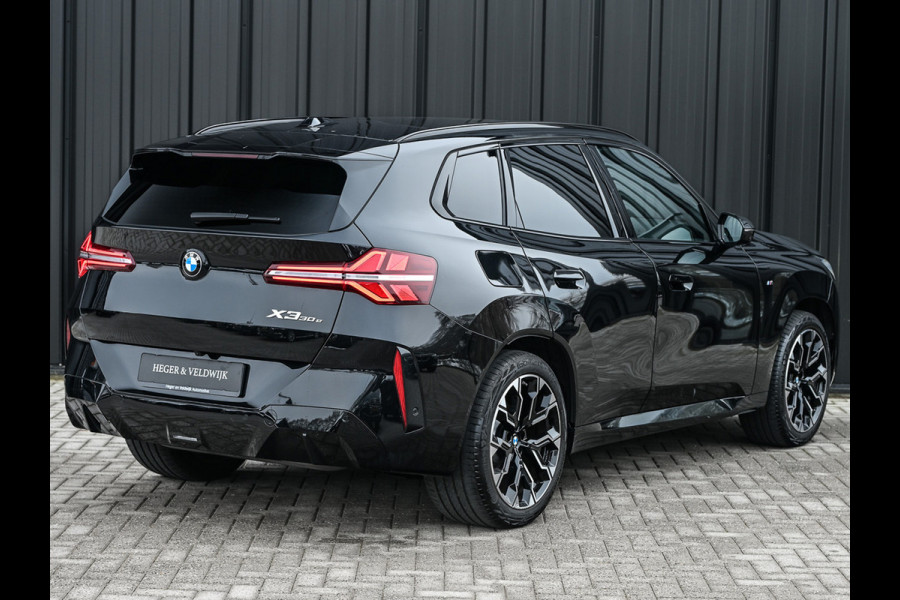 BMW X3 30e xDrive · M-Sport · Panorama dak · Sport stoelen · Driving Assistant Plus · Dab+ · Harman/Kardon · Adaptive Led · Head-Up · 3
