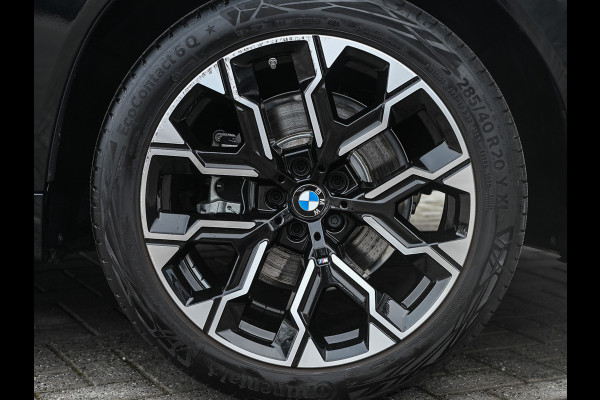 BMW X3 30e xDrive · M-Sport · Panorama dak · Sport stoelen · Driving Assistant Plus · Dab+ · Harman/Kardon · Adaptive Led · Head-Up · 3