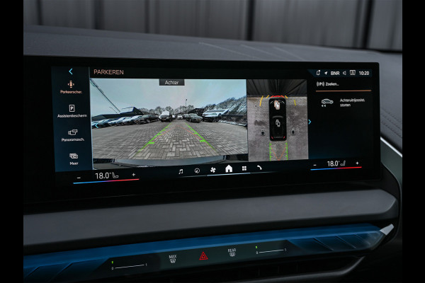 BMW X3 30e xDrive · M-Sport · Panorama dak · Sport stoelen · Driving Assistant Plus · Dab+ · Harman/Kardon · Adaptive Led · Head-Up · 3