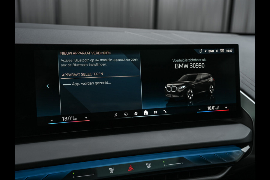 BMW X3 30e xDrive · M-Sport · Panorama dak · Sport stoelen · Driving Assistant Plus · Dab+ · Harman/Kardon · Adaptive Led · Head-Up · 3