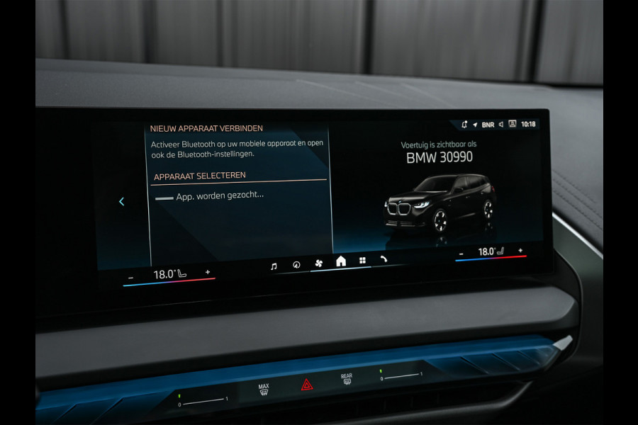 BMW X3 30e xDrive · M-Sport · Panorama dak · Sport stoelen · Driving Assistant Plus · Dab+ · Harman/Kardon · Adaptive Led · Head-Up · 3