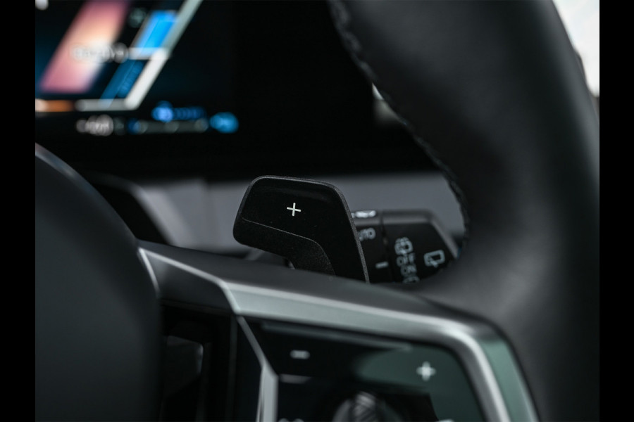 BMW X3 30e xDrive · M-Sport · Panorama dak · Sport stoelen · Driving Assistant Plus · Dab+ · Harman/Kardon · Adaptive Led · Head-Up · 3