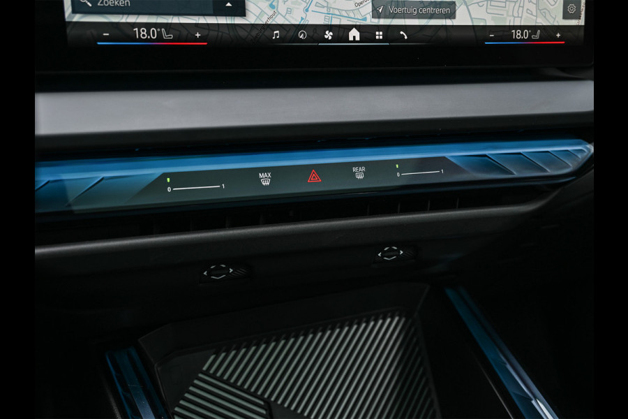 BMW X3 30e xDrive · M-Sport · Panorama dak · Sport stoelen · Driving Assistant Plus · Dab+ · Harman/Kardon · Adaptive Led · Head-Up · 3