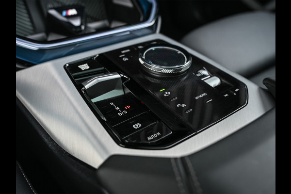 BMW X3 30e xDrive · M-Sport · Panorama dak · Sport stoelen · Driving Assistant Plus · Dab+ · Harman/Kardon · Adaptive Led · Head-Up · 3