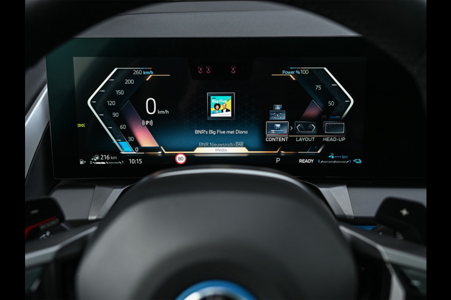 BMW X3 30e xDrive · M-Sport · Panorama dak · Sport stoelen · Driving Assistant Plus · Dab+ · Harman/Kardon · Adaptive Led · Head-Up · 3