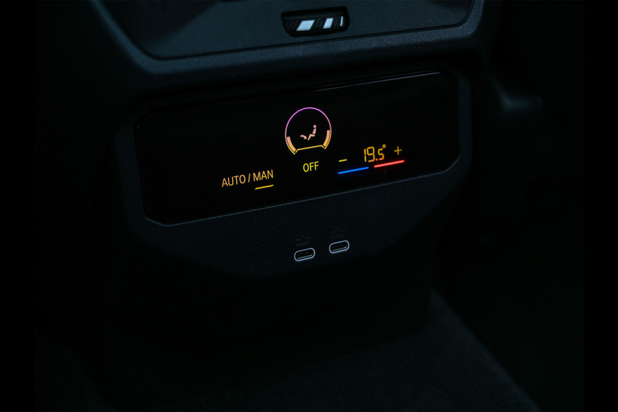 BMW X3 30e xDrive · M-Sport · Panorama dak · Sport stoelen · Driving Assistant Plus · Dab+ · Harman/Kardon · Adaptive Led · Head-Up · 3