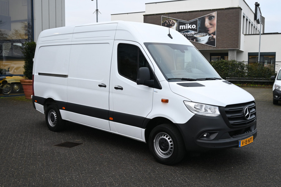 Mercedes-Benz Sprinter 317 CDI L2H2 RWD 360 Camera, Geveerde stoel, Navigatie