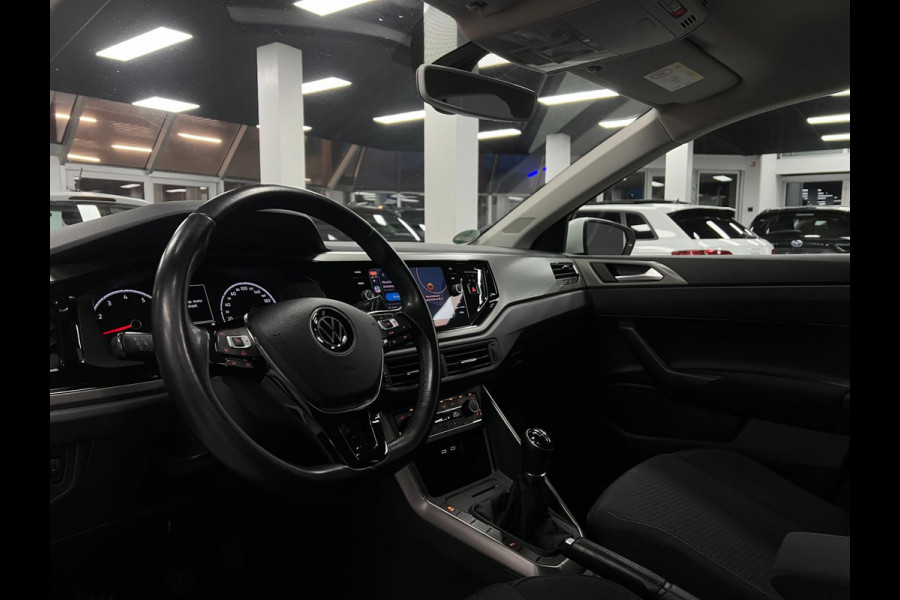 Volkswagen Polo 1.0 TSI |95PK|Navi| PDC | Carplay | Camera |
