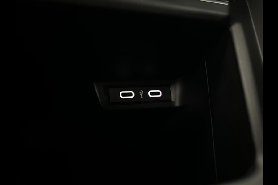 Volkswagen Polo 1.0 TSI |95PK|Navi| PDC | Carplay | Camera |