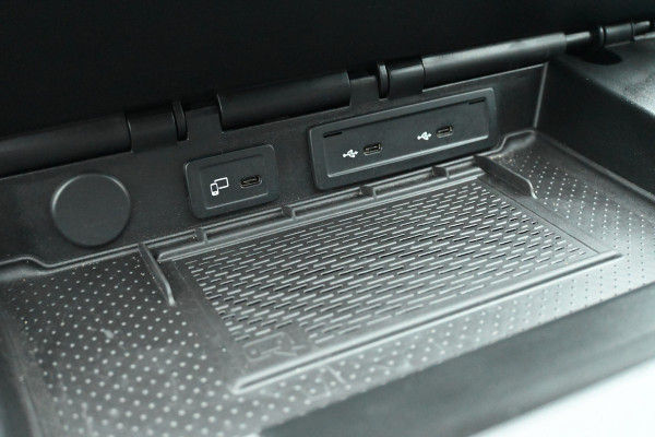 Mercedes-Benz Sprinter 211 CDI L1H1 FWD 3000 kg Trekgewicht, MBUX navigatie met parkeerpakket, Etc.