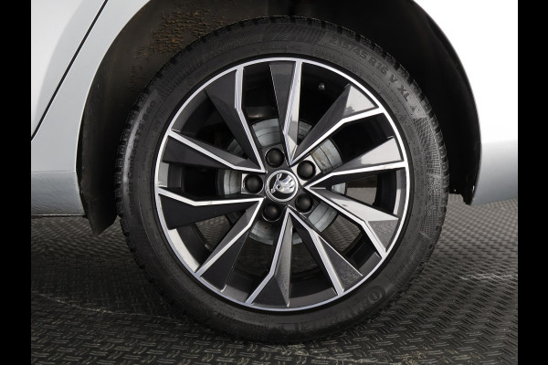 Škoda Fabia Combi TSI 95 PK BUSINESS SPORT GARANTIE 9-2030* VOLLEDIG ONDERHOUDEN. PDC V+A . FULL MAP NAVI . ELEKTRISCHE RAMEN V+A .