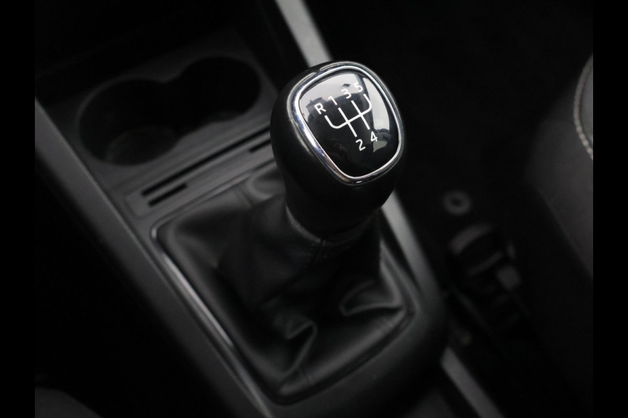 Škoda Fabia Combi TSI 95 PK BUSINESS SPORT GARANTIE 9-2030* VOLLEDIG ONDERHOUDEN. PDC V+A . FULL MAP NAVI . ELEKTRISCHE RAMEN V+A .