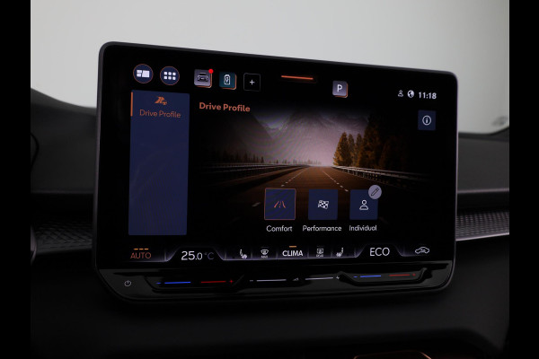 CUPRA Terramar 1.5 TSI e-Hybrid Business 201PK | 20 Inch | Sennheiser | Elektrisch verstelbare voorstoelen | Head-up Display | 360 Camera | Adaptieve Cruise Control | Keyless Entry |