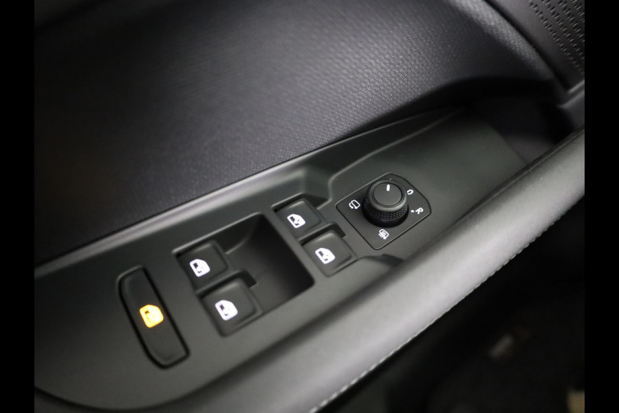 CUPRA Terramar 1.5 TSI e-Hybrid Business 201PK | 20 Inch | Sennheiser | Elektrisch verstelbare voorstoelen | Head-up Display | 360 Camera | Adaptieve Cruise Control | Keyless Entry |