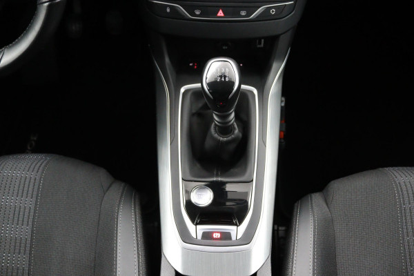 Peugeot 308 SW 1.2 PureTech Blue*ACC*CAM*NAVI*ECC*TEL*CARPLAY*