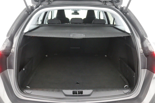 Peugeot 308 SW 1.2 PureTech Blue*ACC*CAM*NAVI*ECC*TEL*CARPLAY*