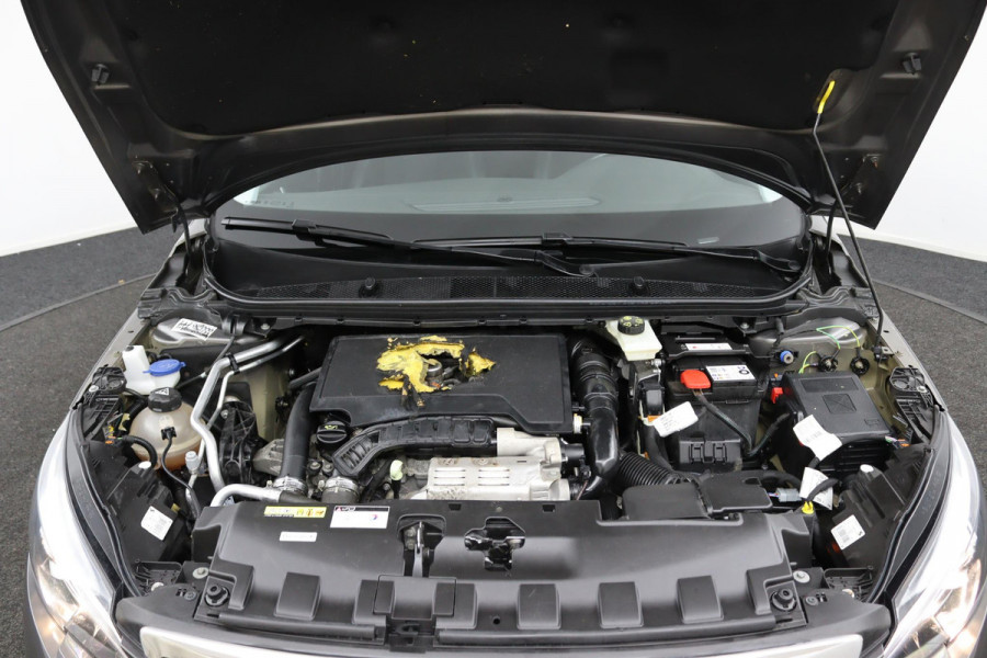 Peugeot 308 SW 1.2 PureTech Blue*ACC*CAM*NAVI*ECC*TEL*CARPLAY*