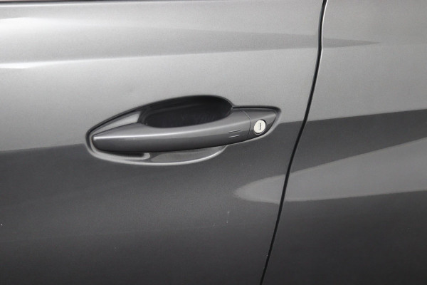 Peugeot 308 SW 1.2 PureTech Blue*ACC*CAM*NAVI*ECC*TEL*CARPLAY*