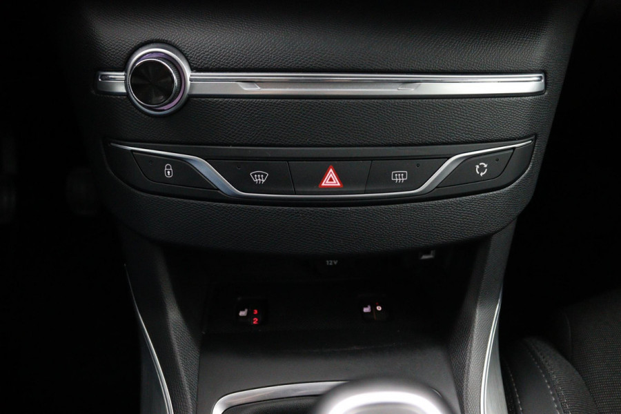 Peugeot 308 SW 1.2 PureTech Blue*ACC*CAM*NAVI*ECC*TEL*CARPLAY*