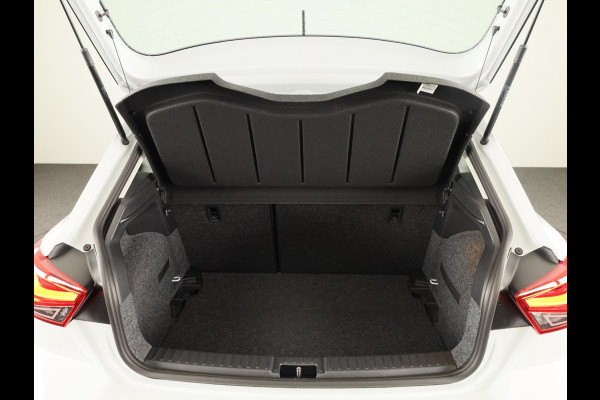 Seat Ibiza 1.0 EcoTSI Style | Trekhaakvoorbereiding | Glacial White Metallic