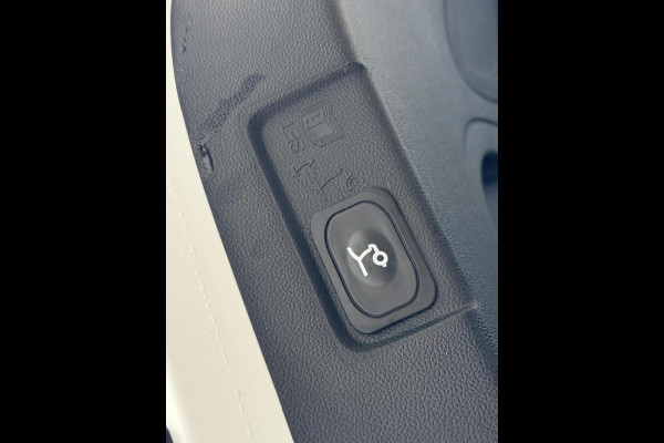 Ford Puma 1.0 EcoBoost Hybrid ST-Line Vignale, VOL OPTIES , panoramadak, stoelverwarming,lederen sportinterieur,achteruitrijcamera