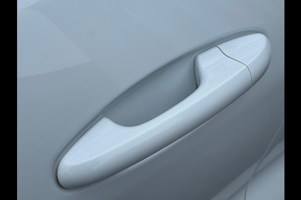 Ford Puma 1.0 EcoBoost Hybrid ST-Line Vignale, VOL OPTIES , panoramadak, stoelverwarming,lederen sportinterieur,achteruitrijcamera