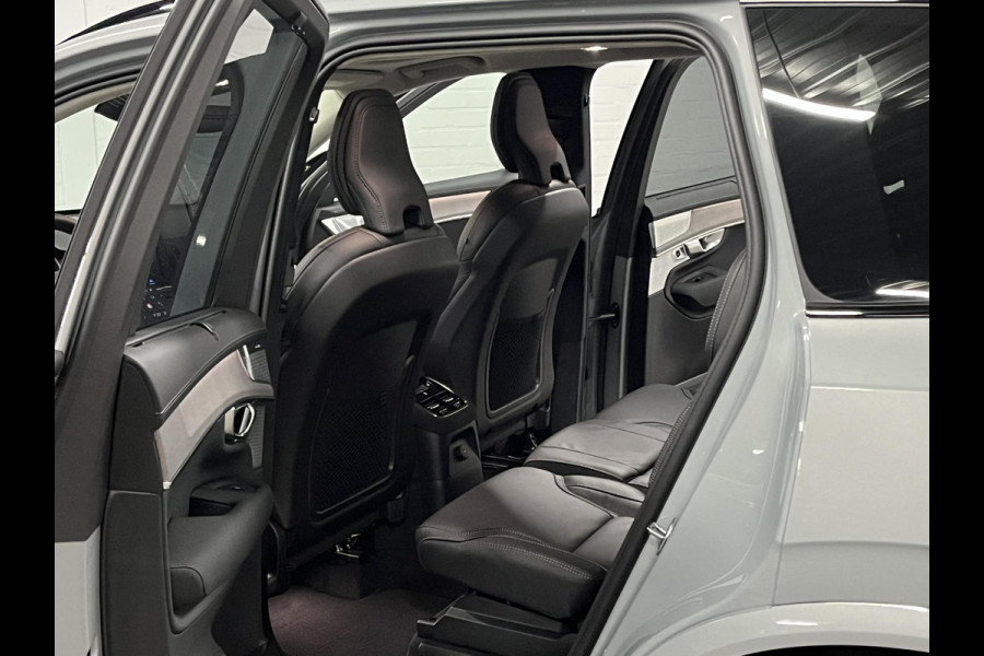 Volvo XC90 2.0 T8 Plug-in hybrid AWD Ultra Dark Luchtvering | Massage | Bowers & Wilkins | Trekhaak | Adapt. Cruise | Stoelventilatie | 22" wielen | 360 camera | Head-up