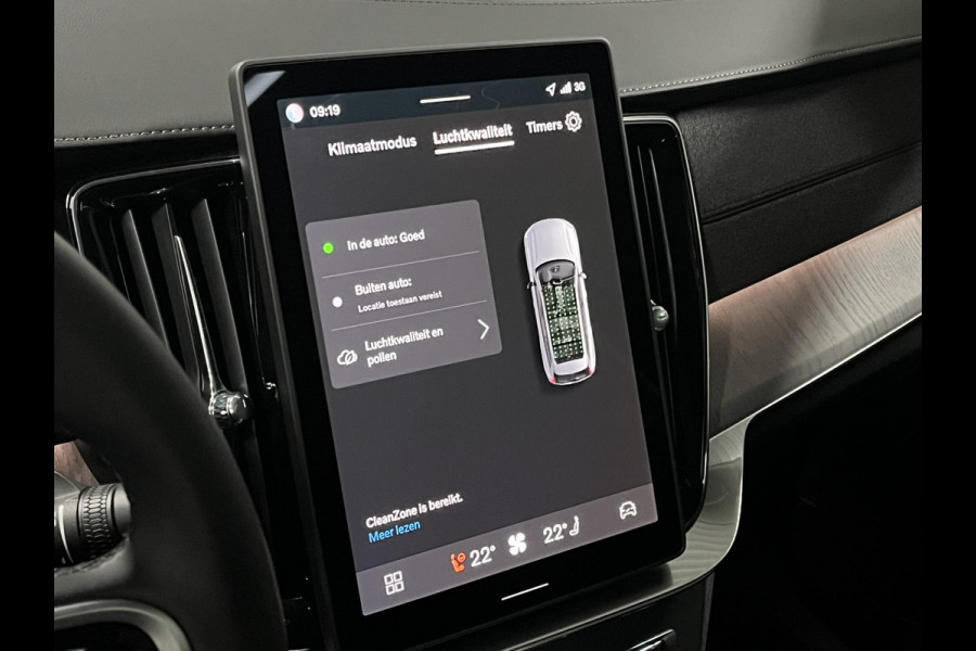 Volvo XC90 2.0 T8 Plug-in hybrid AWD Ultra Dark Luchtvering | Massage | Bowers & Wilkins | Trekhaak | Adapt. Cruise | Stoelventilatie | 22" wielen | 360 camera | Head-up