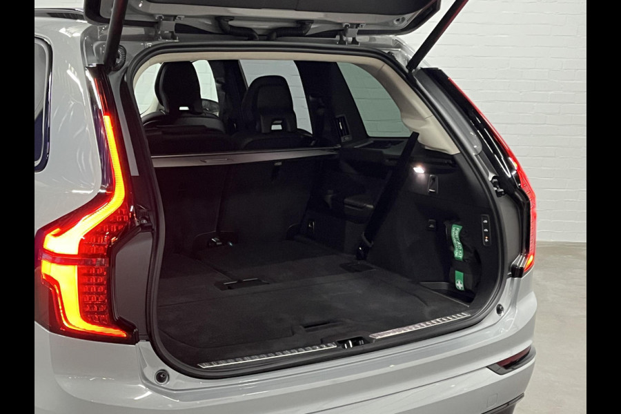 Volvo XC90 2.0 T8 Plug-in hybrid AWD Ultra Dark Luchtvering | Massage | Bowers & Wilkins | Trekhaak | Adapt. Cruise | Stoelventilatie | 22" wielen | 360 camera | Head-up