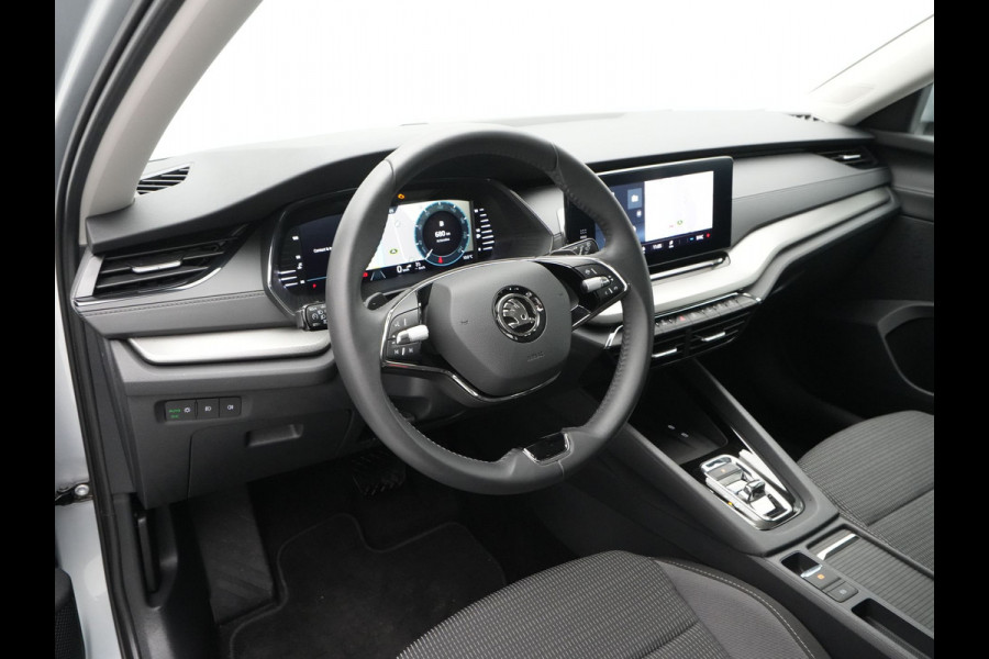Škoda Octavia Combi 1.0 e-TSI 110pk DSG Business Edition Navigatie Digital Cockpit Pdc Android/Carplay Lm Velgen