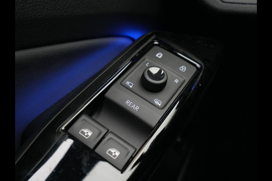 Volkswagen ID.5 Pro Business 77 kWh 286pk Navigatie Stoel/Stuurverwarming Camera Acc Carplay