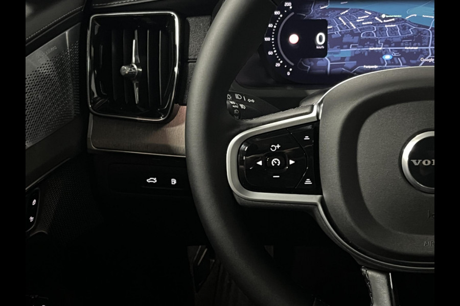 Volvo XC90 2.0 T8 Plug-in hybrid AWD Ultra Dark Luchtvering | Massage | Bowers & Wilkins | Trekhaak | Adapt. Cruise | Stoelventilatie | 22" wielen | 360 camera | Head-up