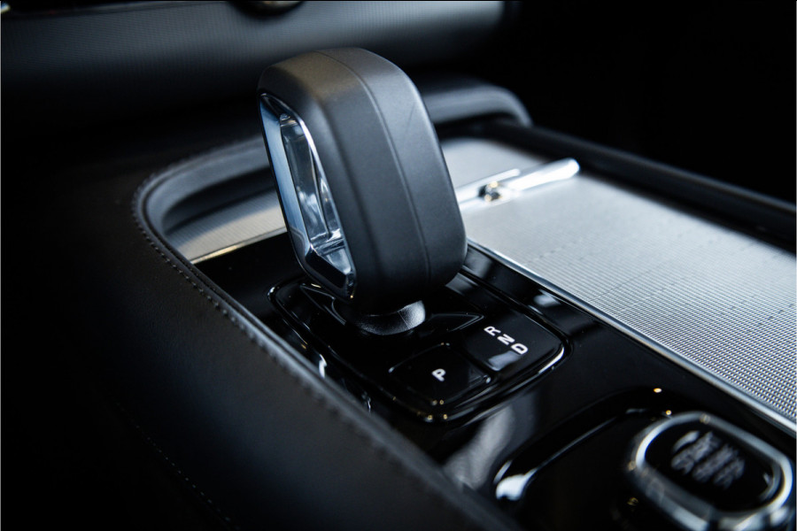 Volvo XC90 2.0 T8 Plug-in hybrid AWD Plus Bright - Panorama | H&K | Memory | Elek. Trekhaak