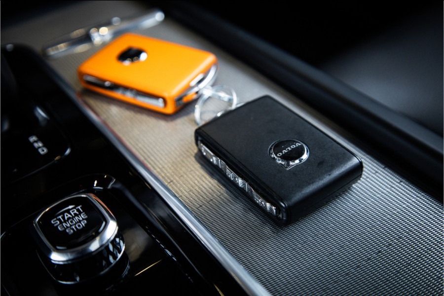 Volvo XC90 2.0 T8 Plug-in hybrid AWD Plus Bright - Panorama | H&K | Memory | Elek. Trekhaak