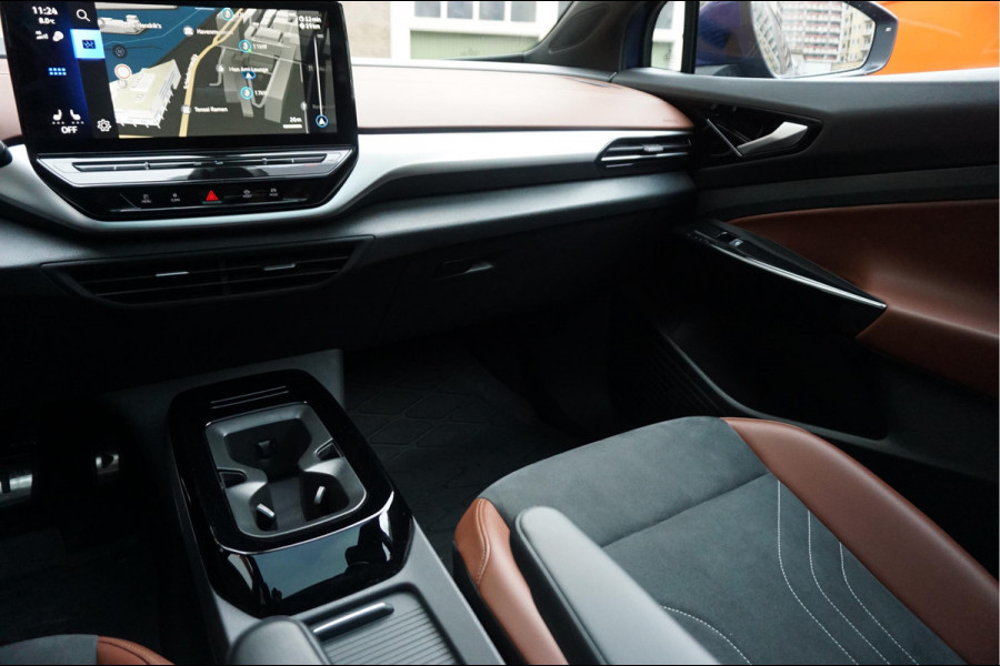 Volkswagen ID.5 Pro 77 kWh | 94%SOH | Panoramadak | MATRIX | Leer | 360 camera | Adaptieve cruise + lane departure met stuurcorrectie | Dakspoiler | Apple Carplay | Key Less Entry/ Go | Sfeerverlichting