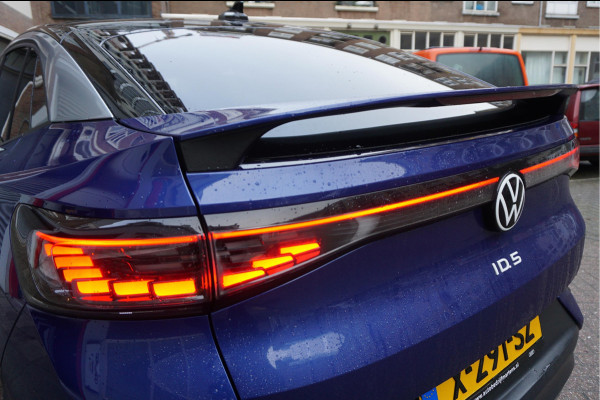 Volkswagen ID.5 Pro 77 kWh | 94%SOH | Panoramadak | MATRIX | Leer | 360 camera | Adaptieve cruise + lane departure met stuurcorrectie | Dakspoiler | Apple Carplay | Key Less Entry/ Go | Sfeerverlichting