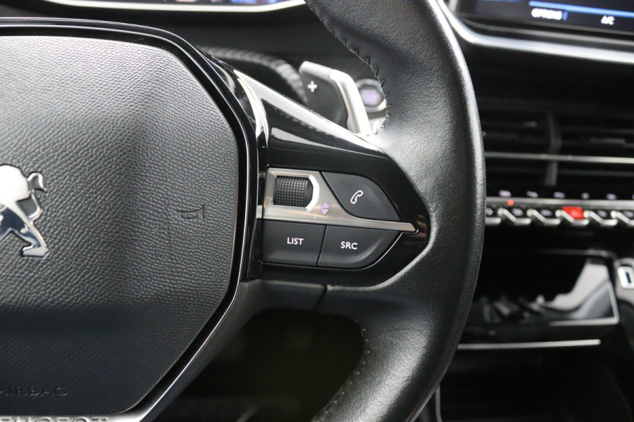 Peugeot 208 1.2 Allure*AUTOM*ACC*LANE-ASS*NAVI*CAM*CARPLAY*