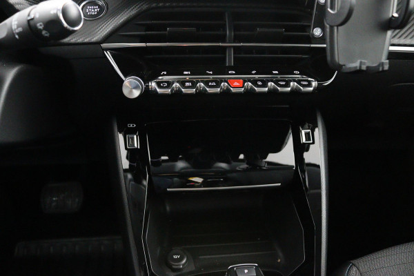 Peugeot 208 1.2 Allure*AUTOM*ACC*LANE-ASS*NAVI*CAM*CARPLAY*